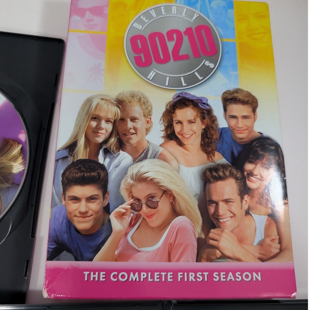 Beverly Hills 90210 The Complete First Season DVD 6-Disc Set 90s TV Show
